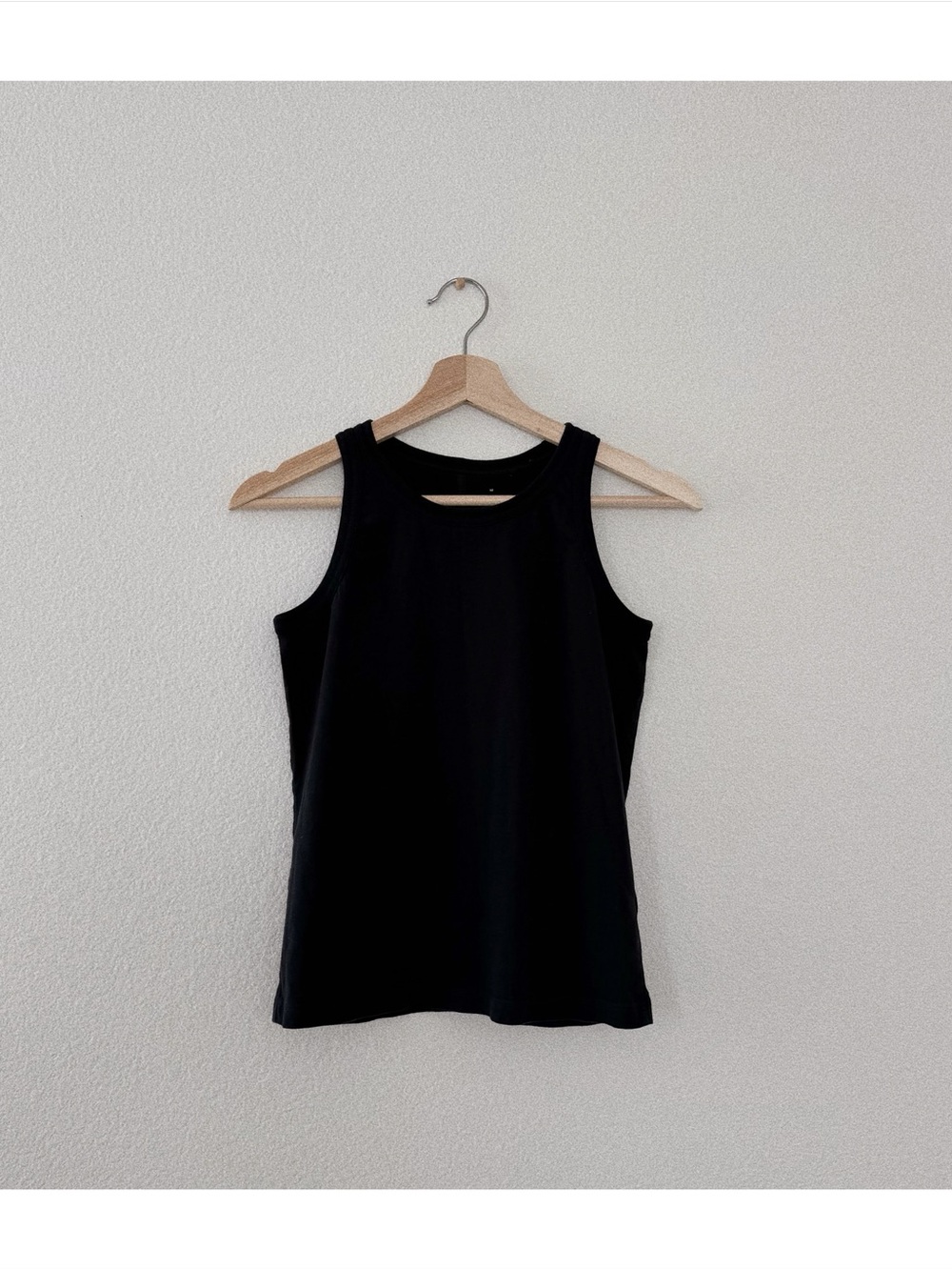 everlane racerback tank